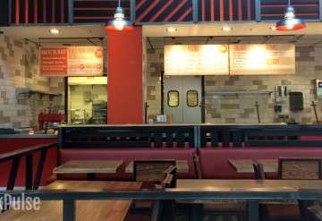 Blaze Pizza Broad Street inside